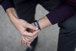 Garmin Vvosmart HR Activity Tracker -Fitness Equipment Store 10c272d06794d3e5785d5e7c5356e9ff 5d0a753f67897 600x400 1