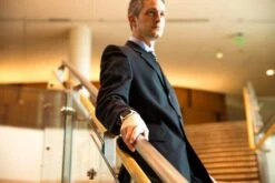 Garmin Vivoactive Smart Watch -Fitness Equipment Store df9028fcb6b065e000ffe8a4f03eeb38 5d0a7540387f7 600x400 1